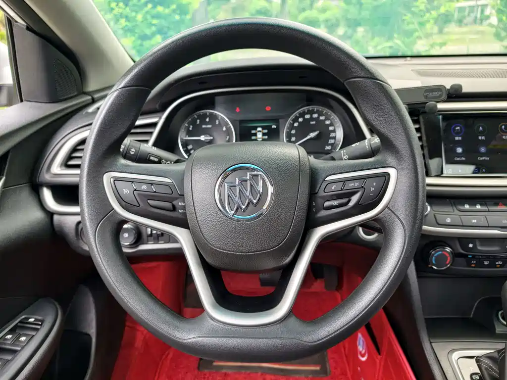 Buick Excelle 2022 — фото 19