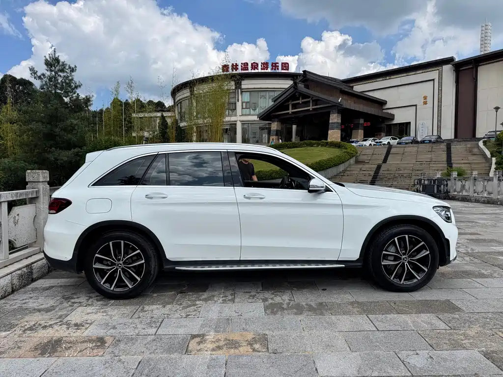 Mercedes-Benz GLC 2021 — фото 7