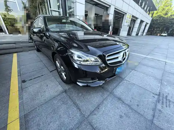 Mercedes-Benz E-Class 2013