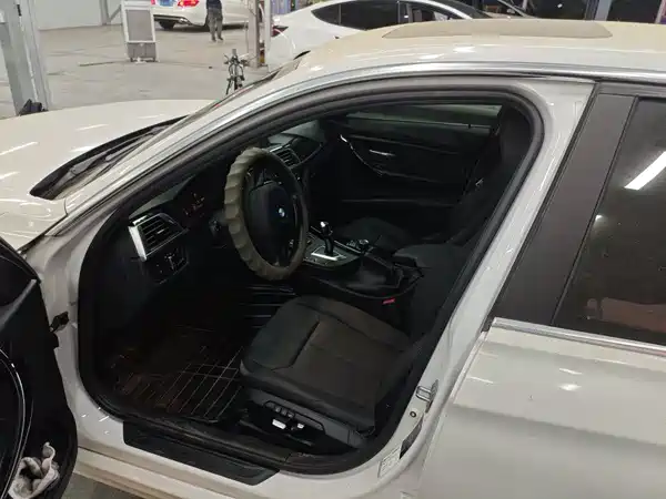 BMW 3 Series 2016