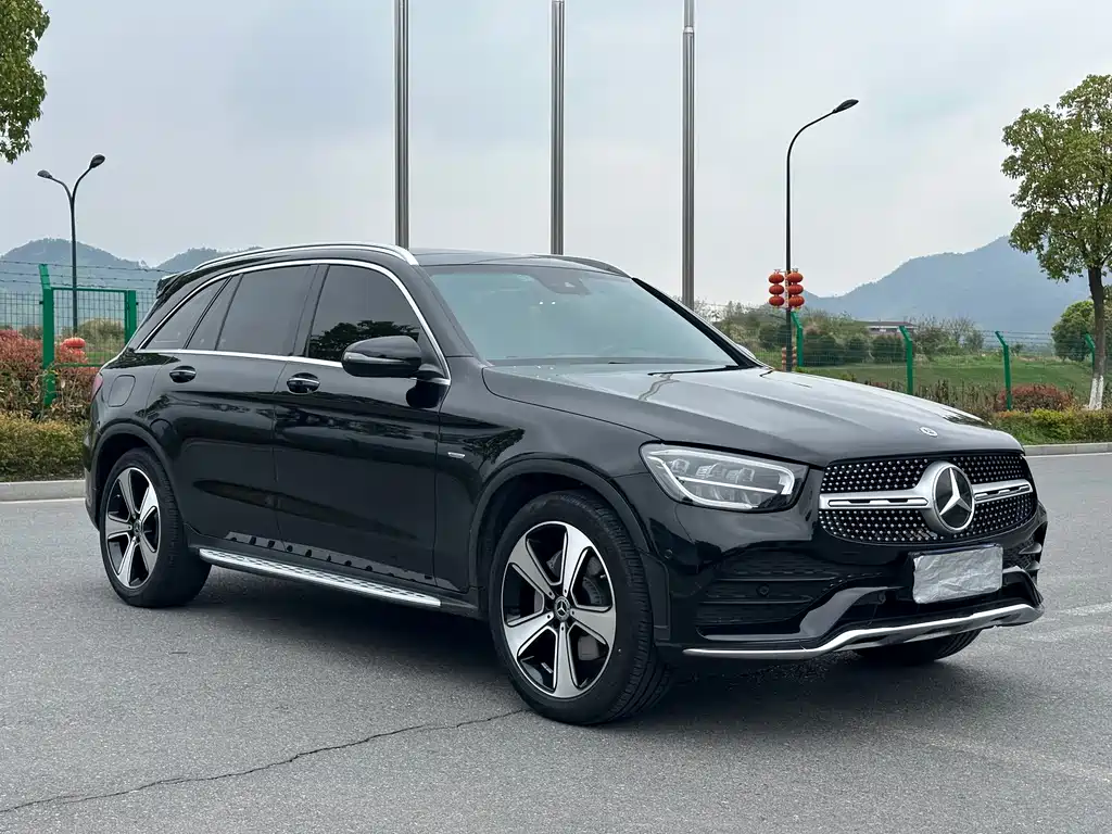 Mercedes-Benz GLC 2023 — фото 3