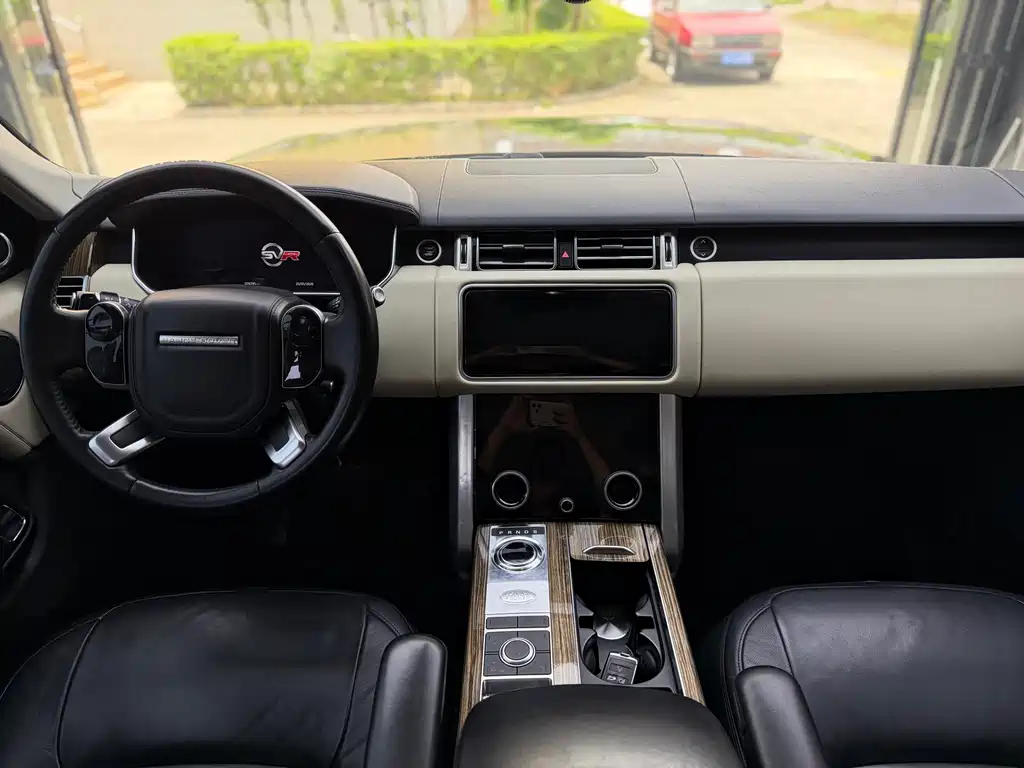 Land Rover Range Rover 2019 — фото 12