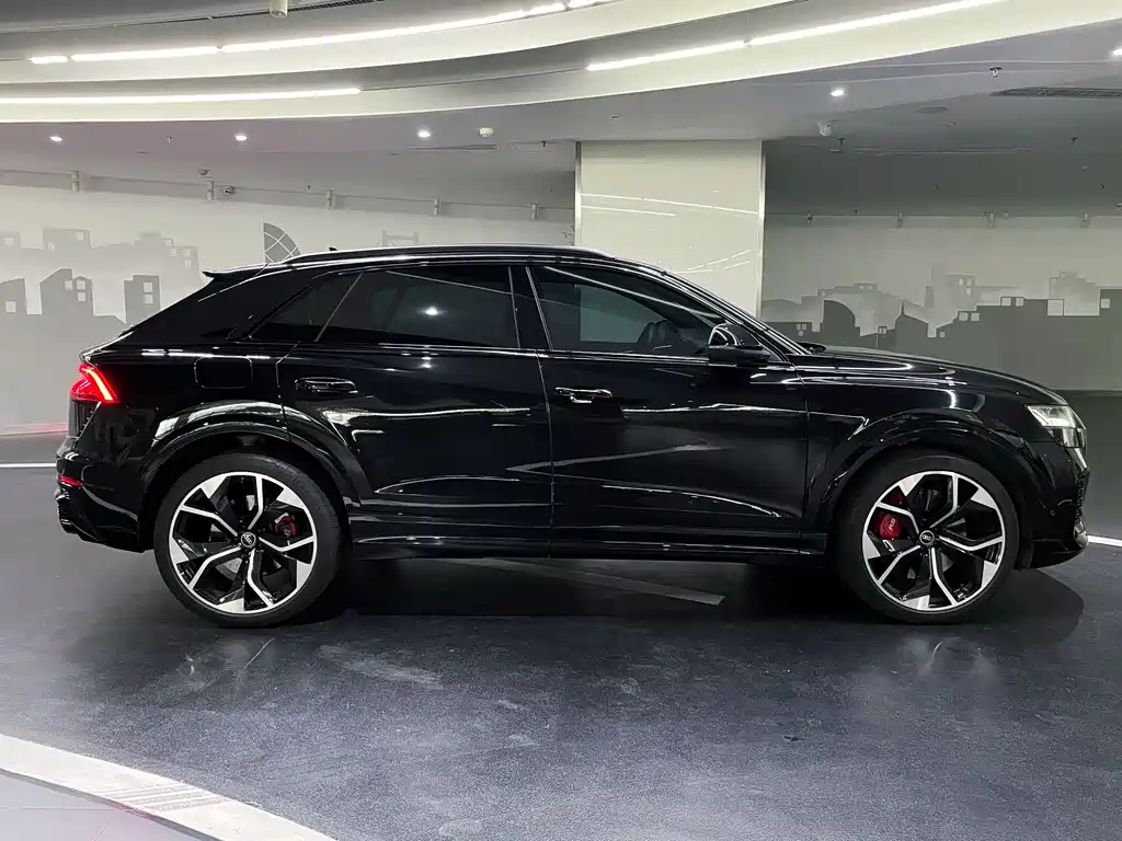 Audi RS Q8 2022 — фото 6