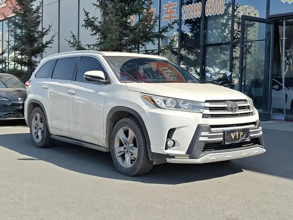 Toyota Highlander 2020 — фото 3