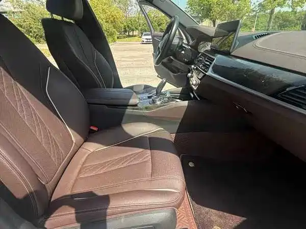 BMW 5 Series 2022