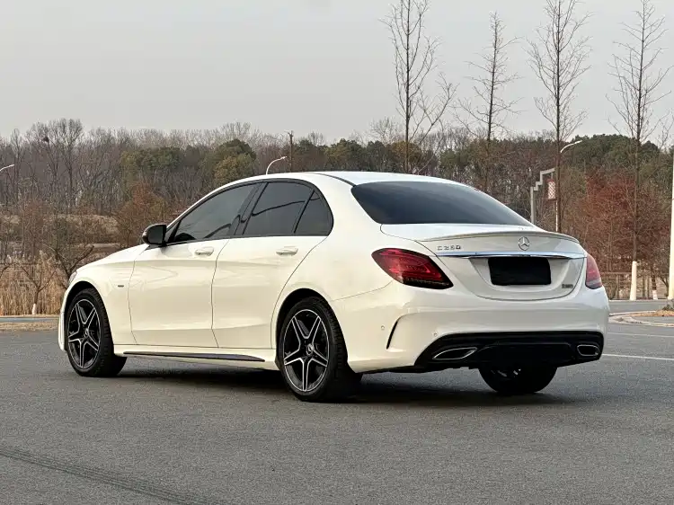 Mercedes-Benz C-Class 2021 — фото 17