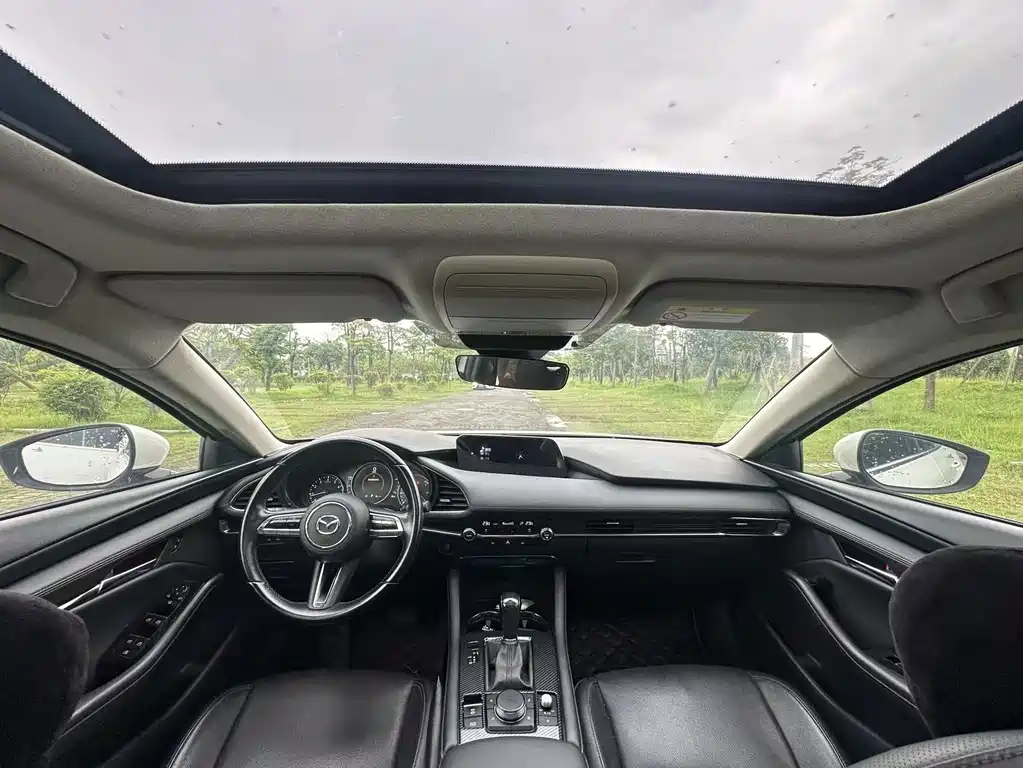 Mazda 3 Axela 2021