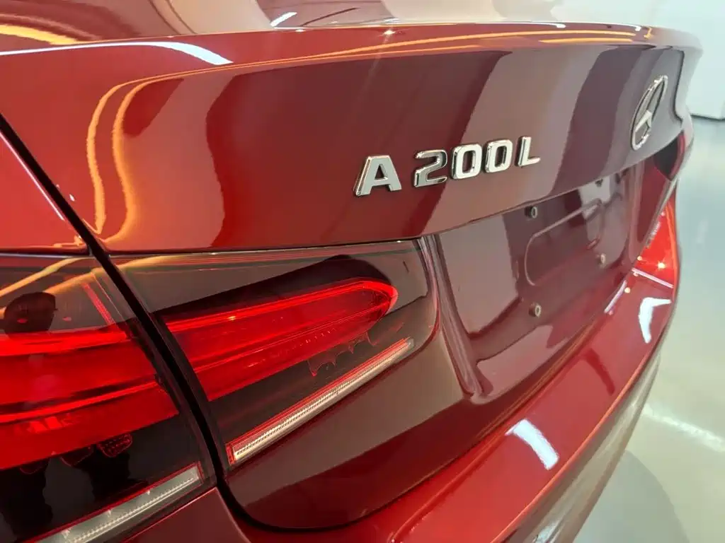 Mercedes-Benz A-Class 2018 — фото 4