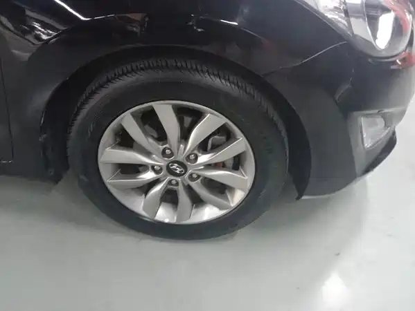 Hyundai Elantra Langdong 2015