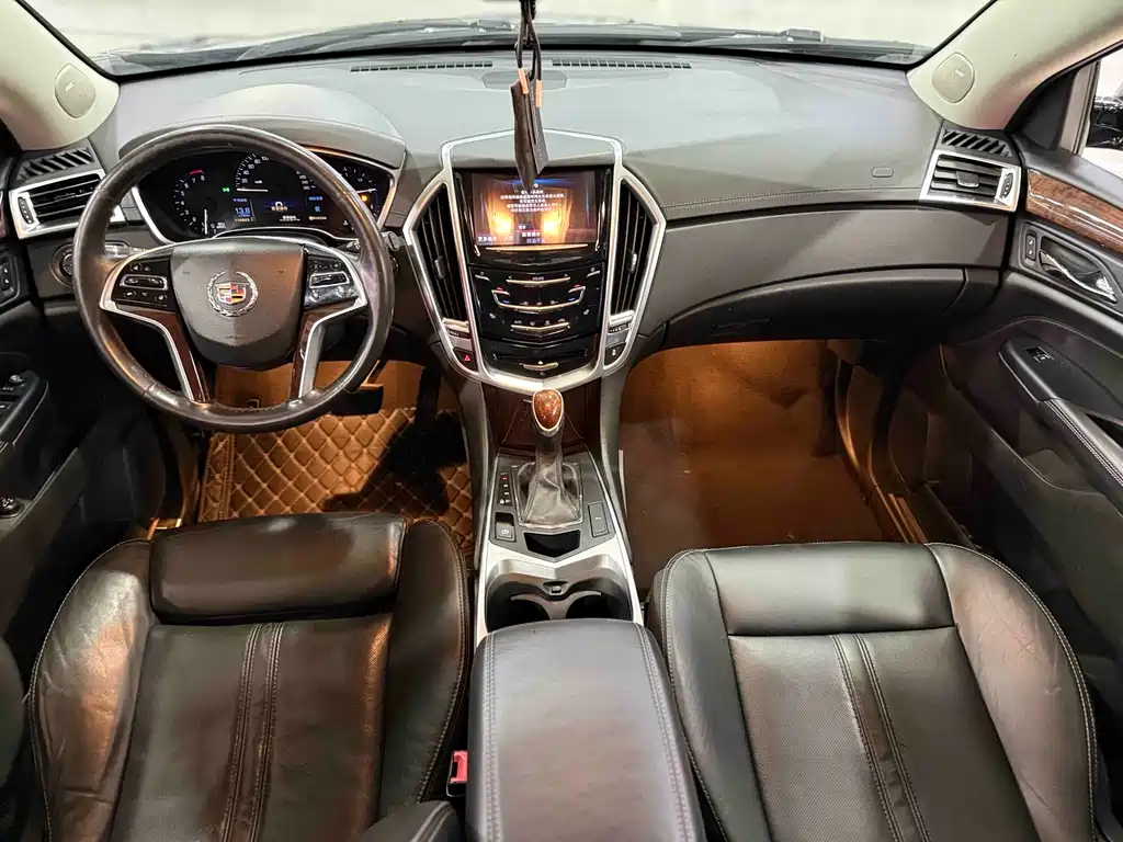 Cadillac SRX 2016 — фото 9