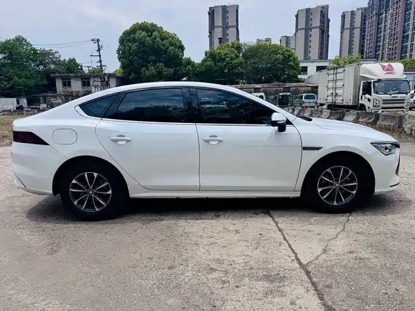 BYD Qin PLUS 2025
