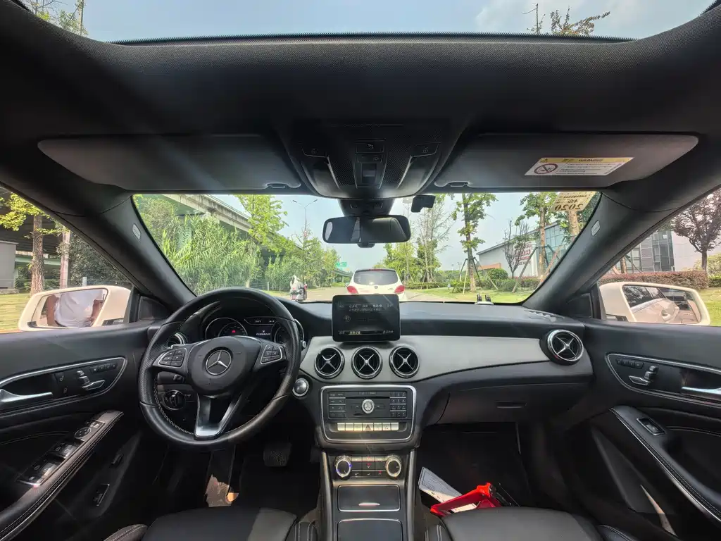 Mercedes-Benz CLA 2018 — фото 13