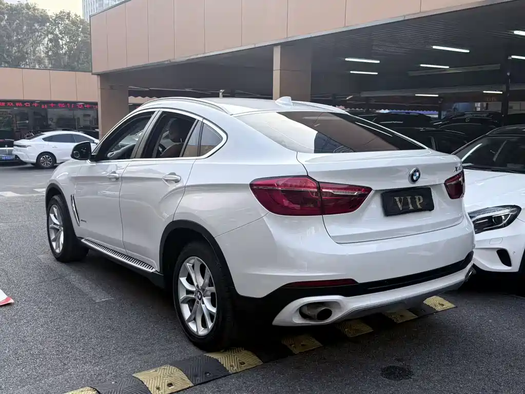 BMW X6 2017 — фото 8