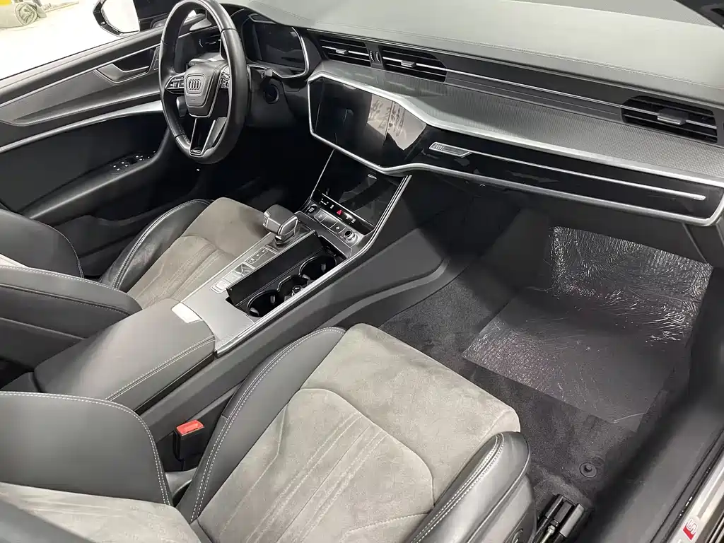 Audi A6L 2023 — фото 12