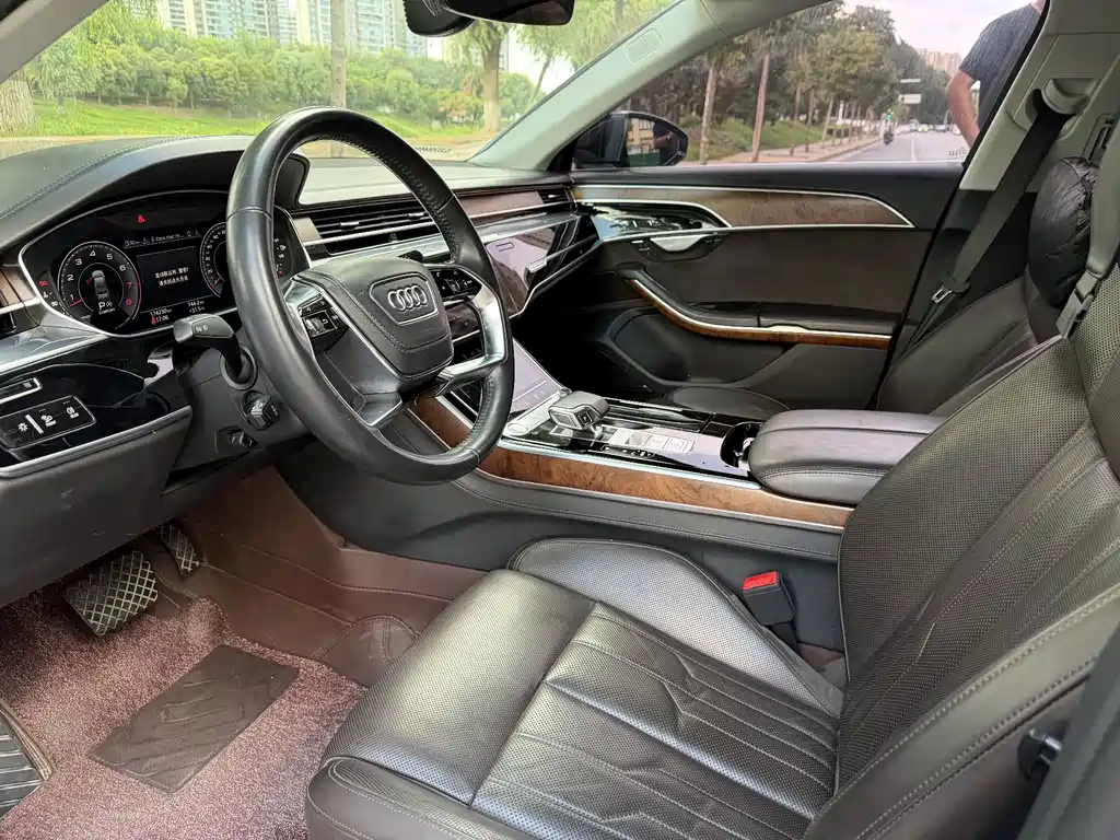 Audi A8 2019