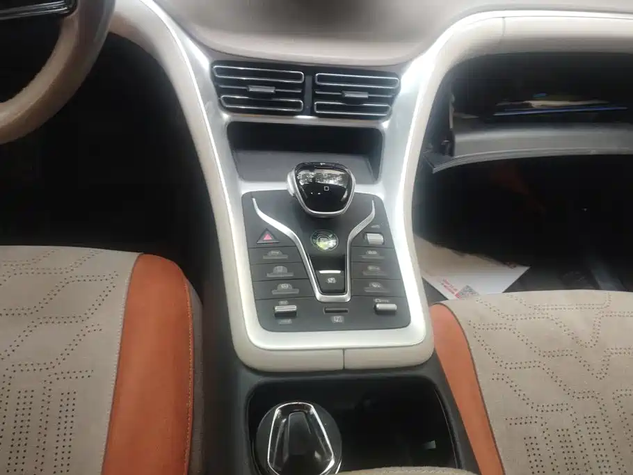 BYD Song Pro New Energy 2024 — фото 16