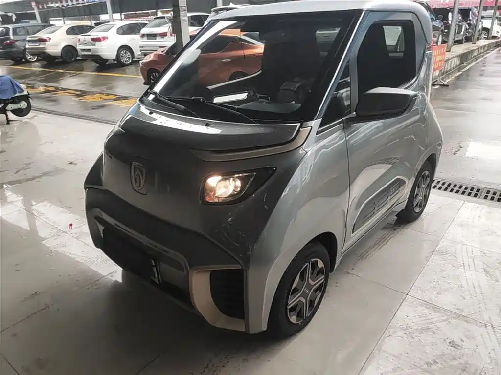 Baojun E200 2019 — фото 2