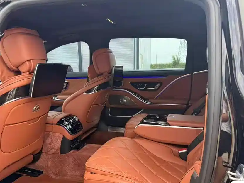 Mercedes-Benz Maybach S-Class 2023 — фото 6