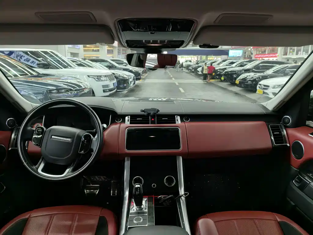 Land Rover Range Rover Sport 2022 — фото 13