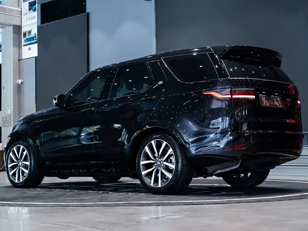Land Rover Discovery 2021 — фото 3