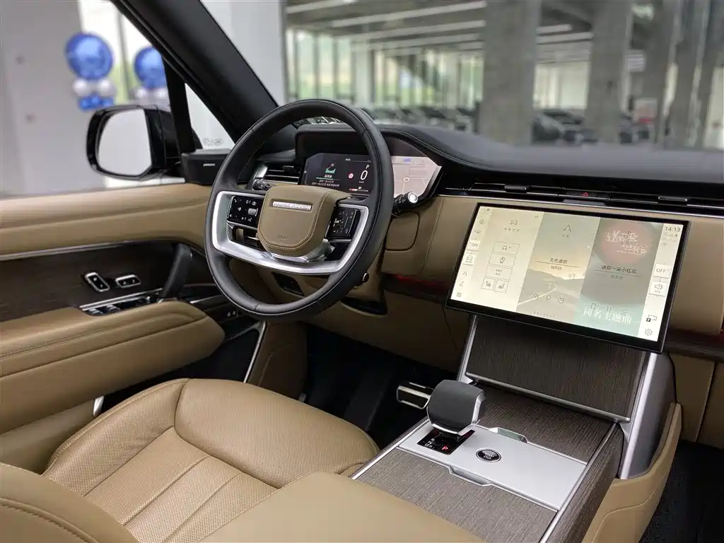 Land Rover Range Rover 2024 — фото 14