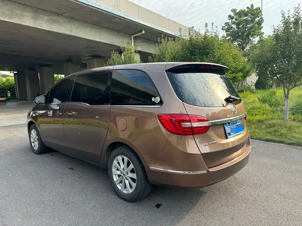 Buick GL8 2019
