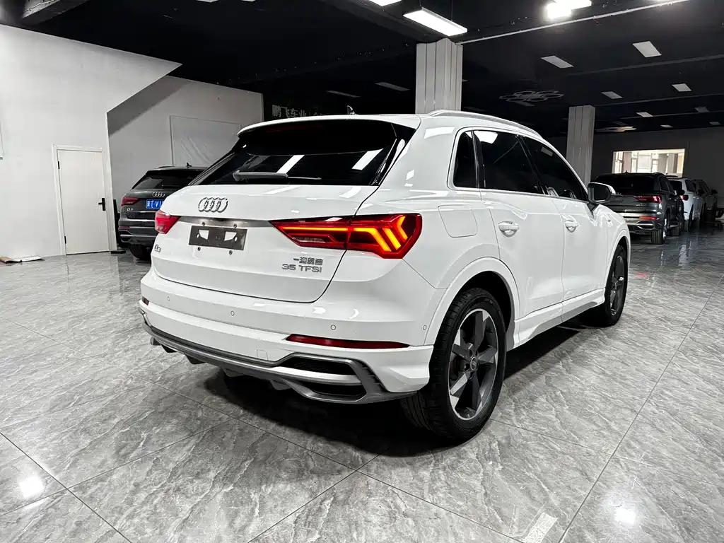 Audi Q3 2022