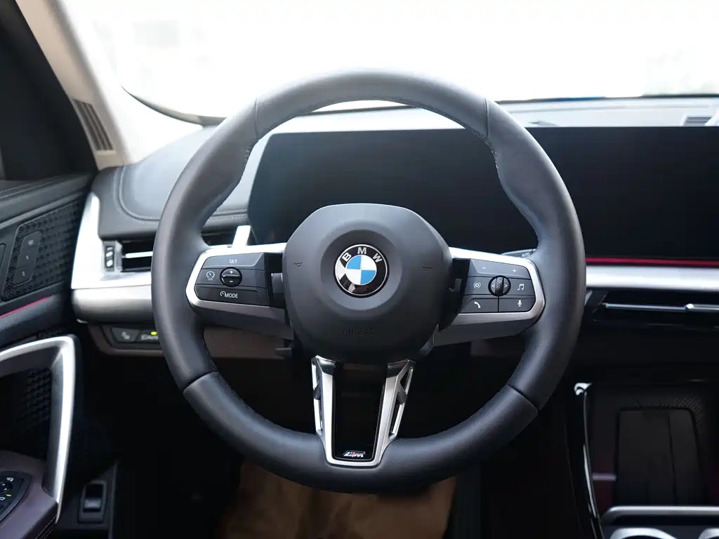 BMW X1 2024 — фото 17