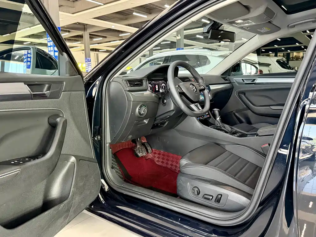 Skoda Superb 2023