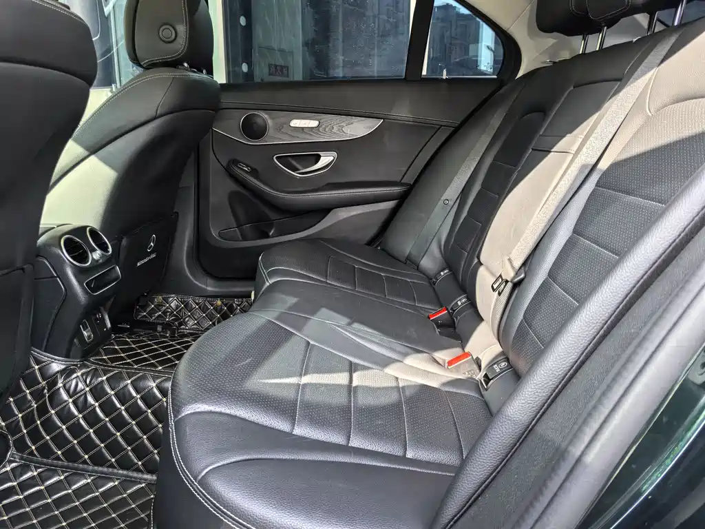 Mercedes-Benz C-Class 2020 — фото 10