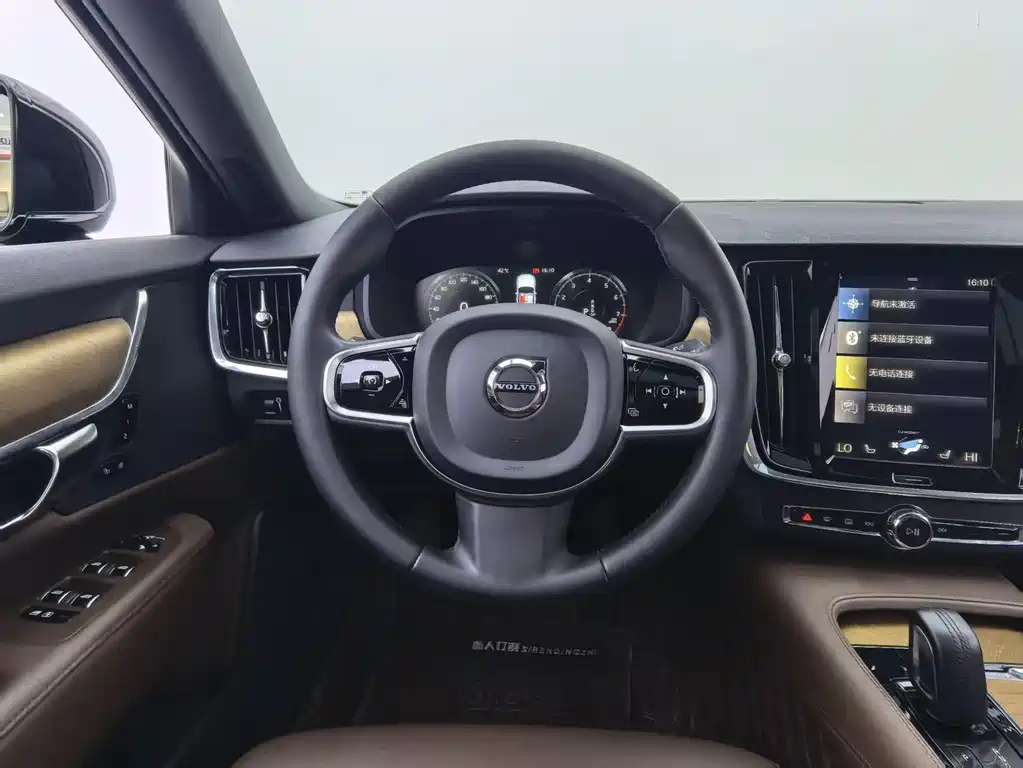 Volvo S90 2021 — фото 12
