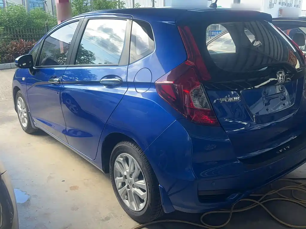 Honda Fit 2018 — фото 10