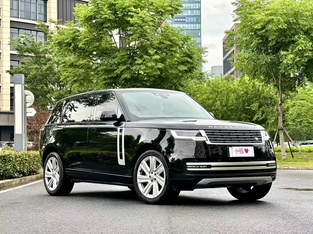 Land Rover Range Rover 2024 — фото 3