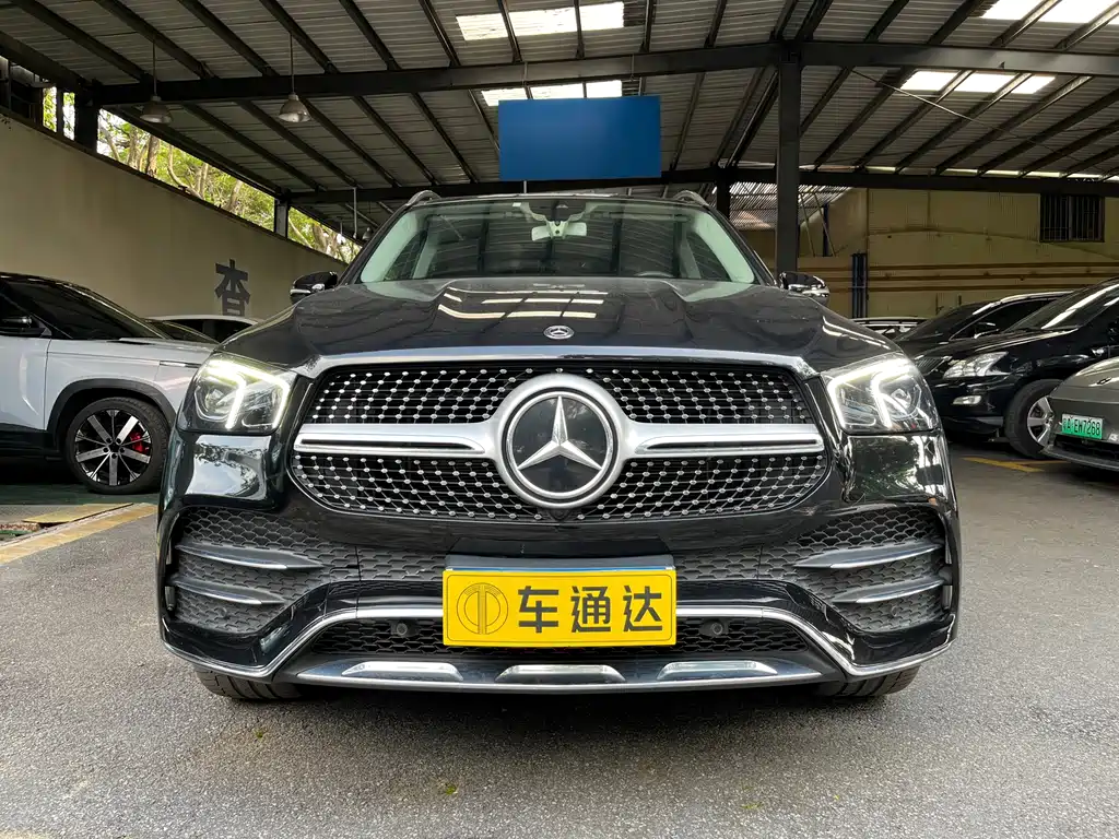 Mercedes-Benz GLE 2020 — фото 1