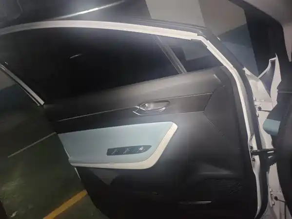 Geely Emgrand S 2024