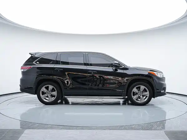 Toyota Highlander 2015