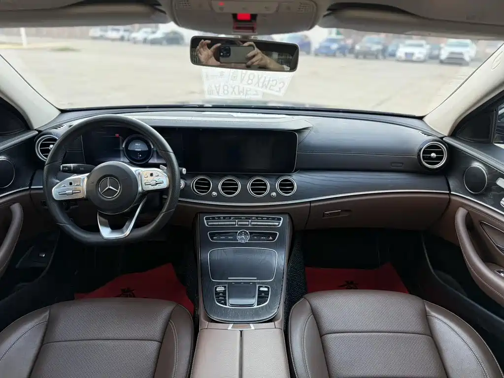 Mercedes-Benz E-Class 2019 — фото 8