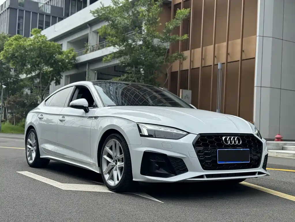 Audi A5 2022 — фото 3