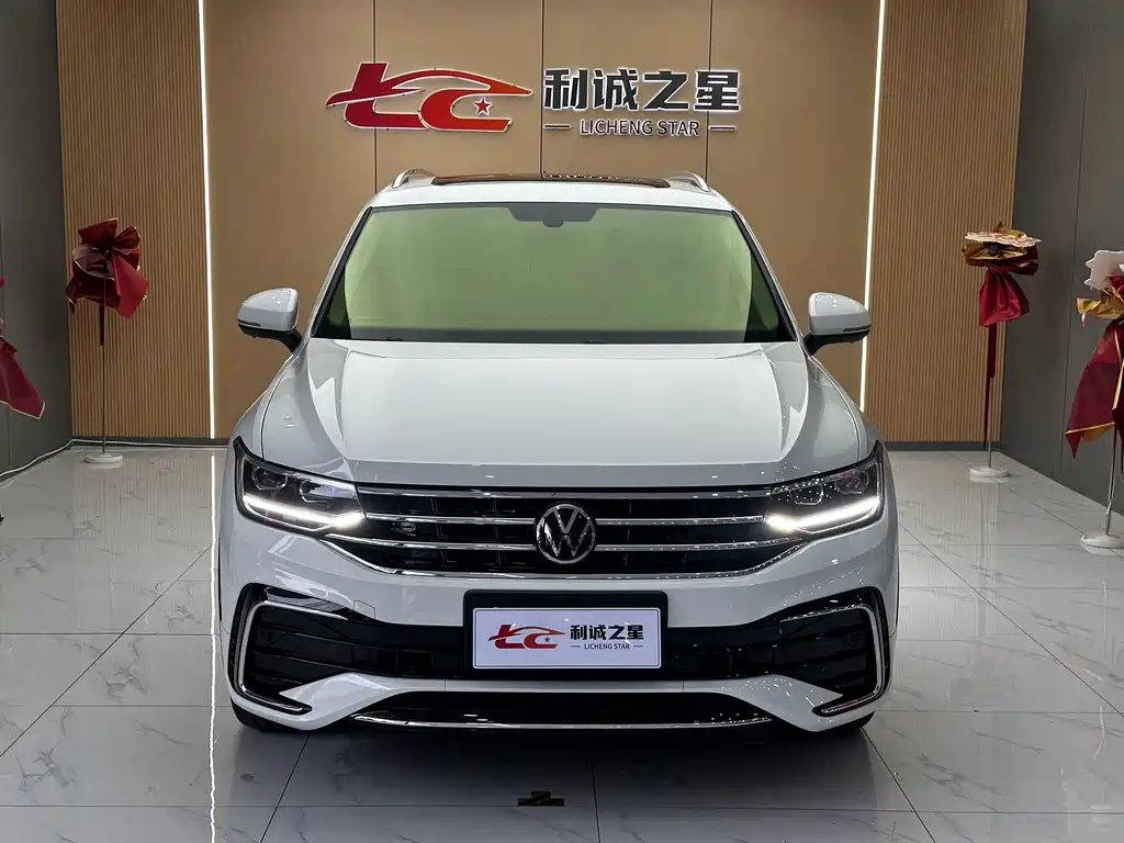 Volkswagen Tiguan L 2024