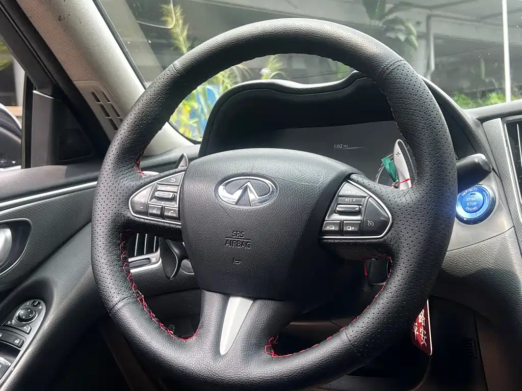 Infiniti Q50L 2015 — фото 31