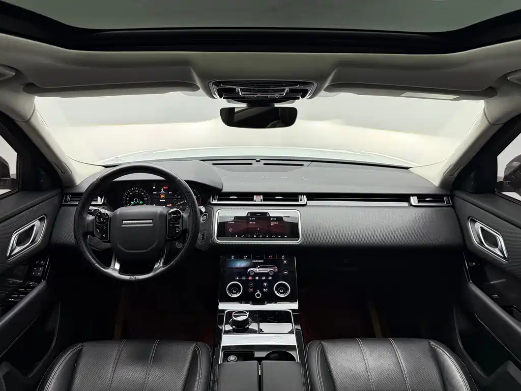 Land Rover Velar 2017 — фото 11