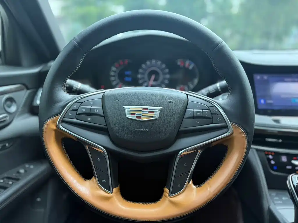 Cadillac CT6 2021 — фото 11
