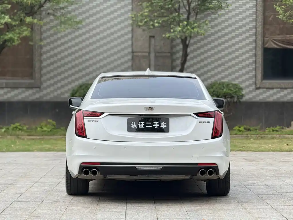 Cadillac CT6 2021 — фото 20