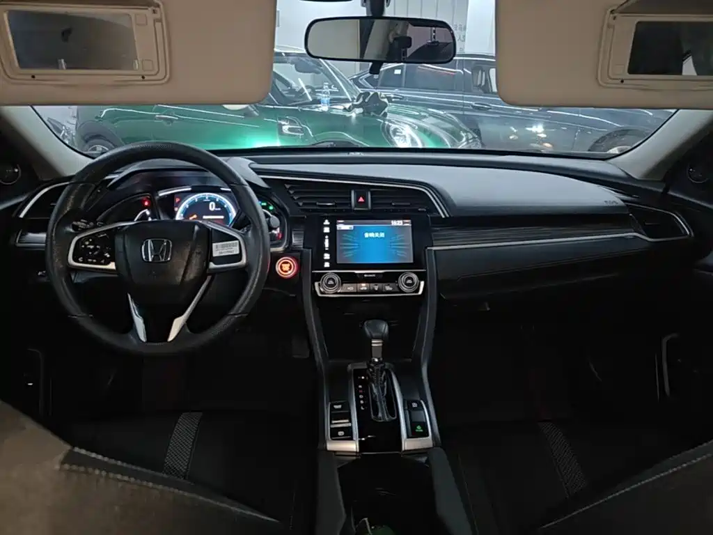 Honda Civic 2020 — фото 10