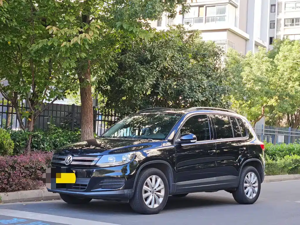 Volkswagen Tiguan 2018 — фото 1