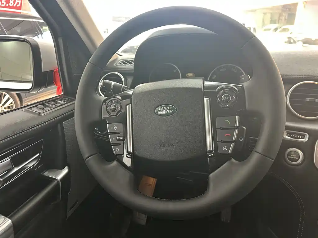 Land Rover Discovery 2014 — фото 11