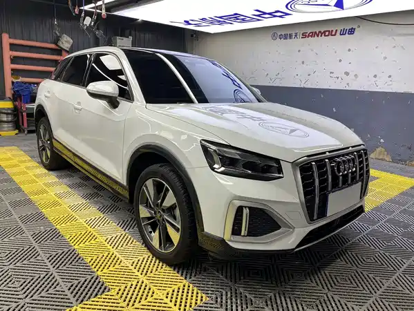 Audi Q2L 2022