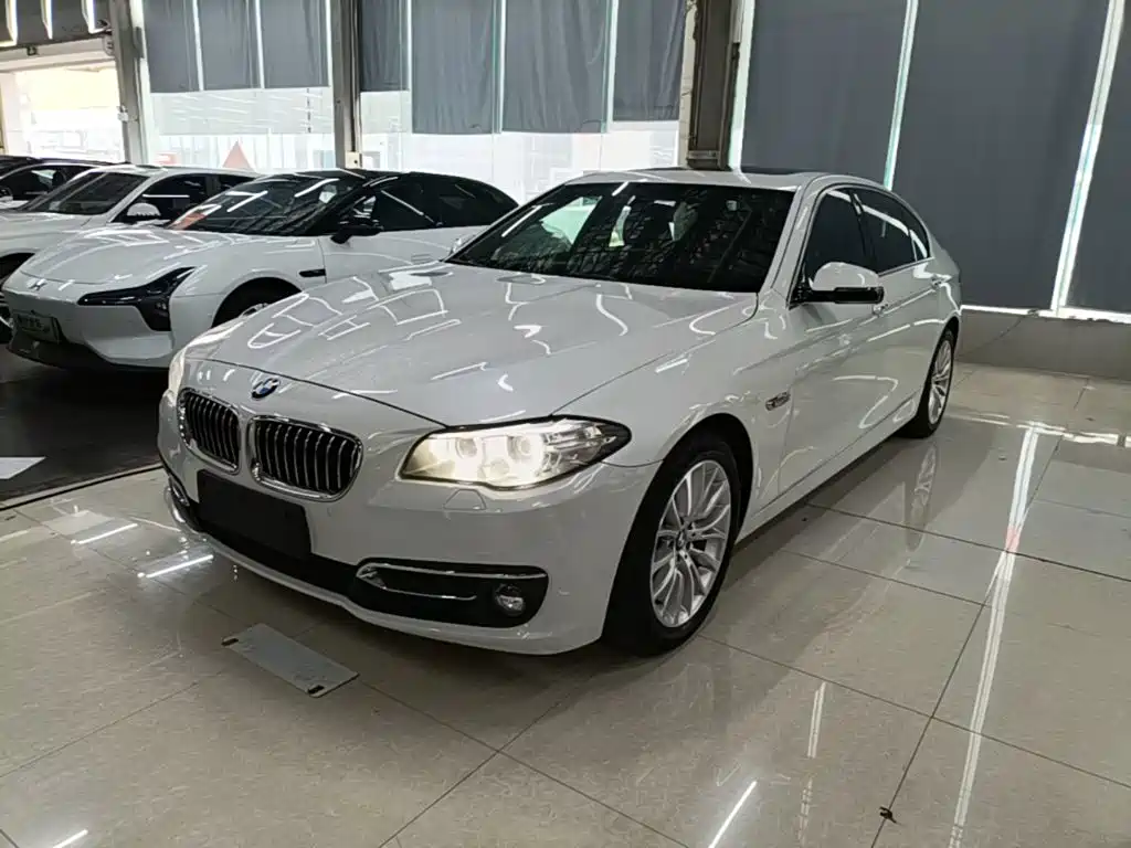 BMW 5 Series 2016