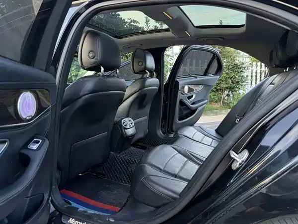 Mercedes-Benz C-Class 2015