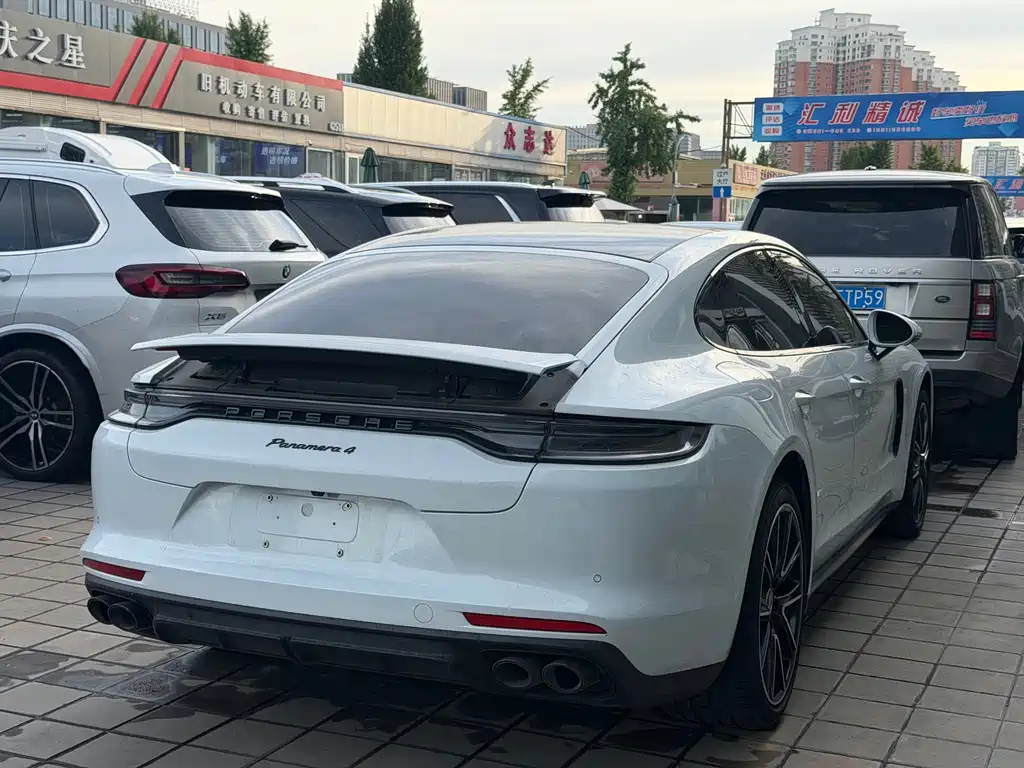 Porsche Panamera 2023 — фото 18